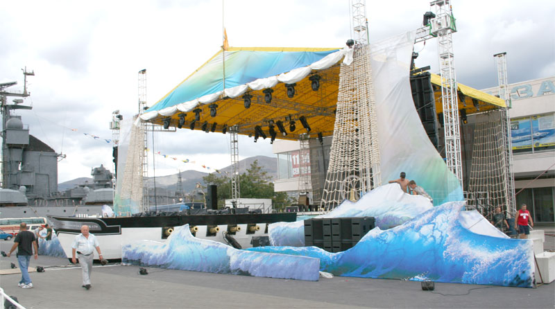 сцена в Новороссийске