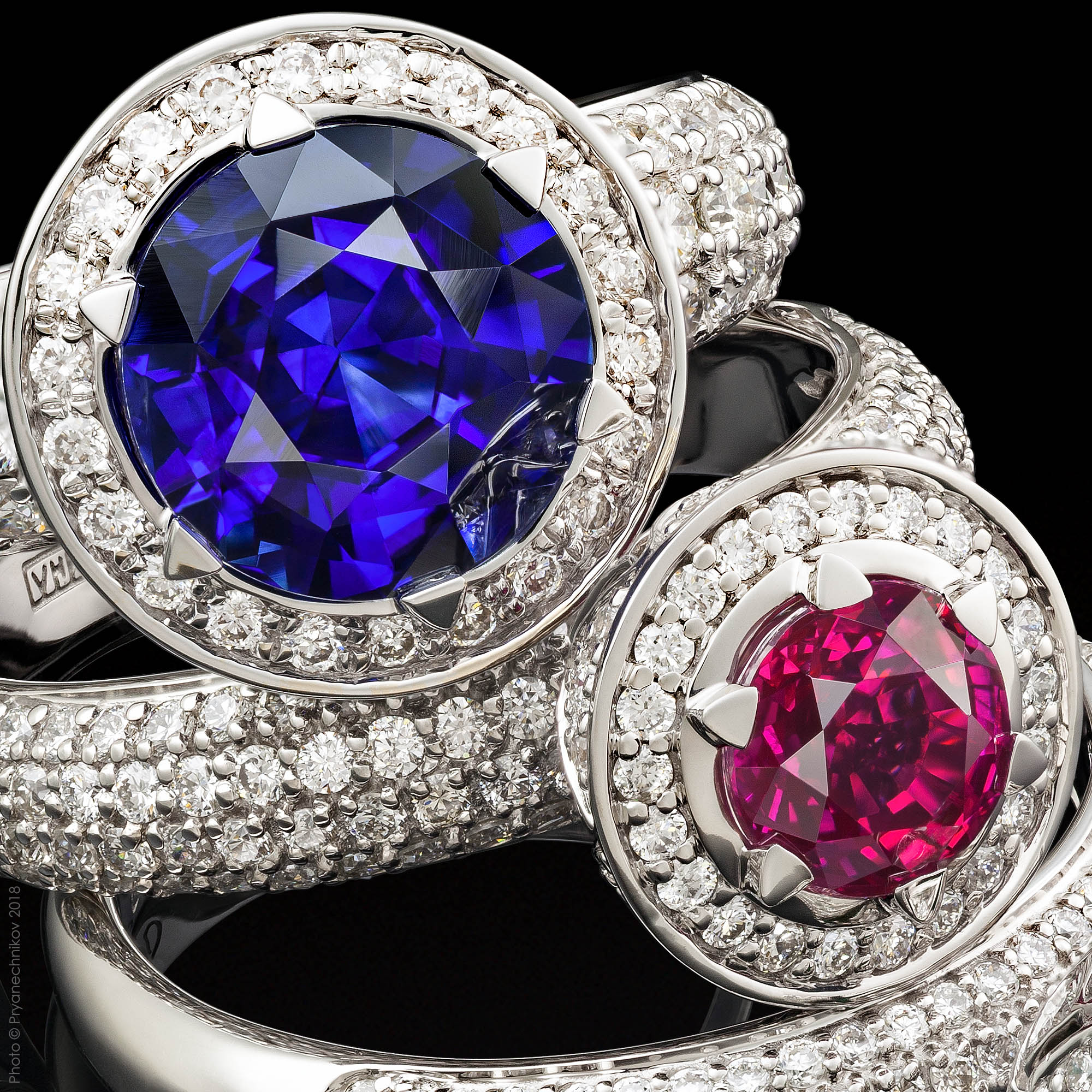 Фото ювелирных изделий из золота с бриллиантами и драгоценными камнями