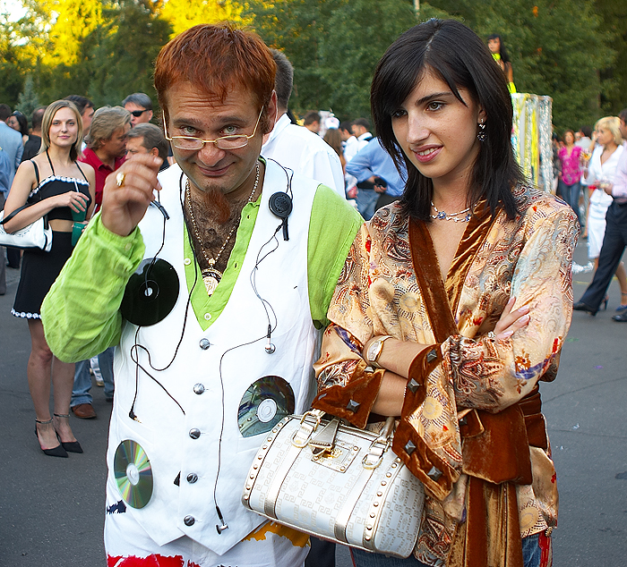 Роман Трахтенберг со спутницей