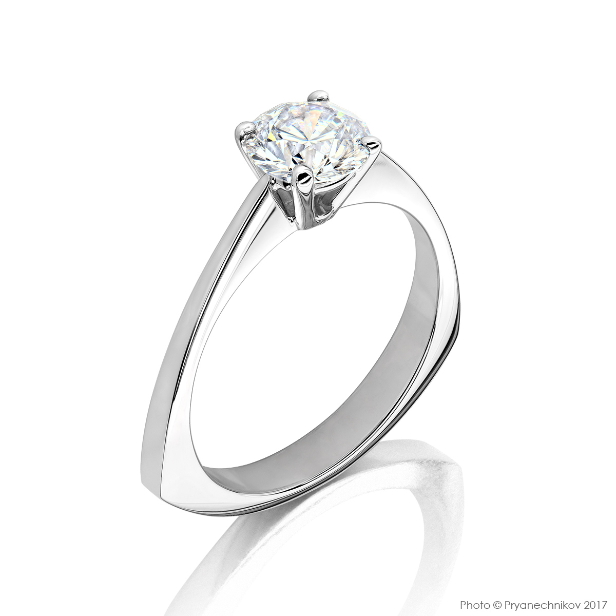 Фото ювелирных изделий из золота с бриллиантами и драгоценными камнями