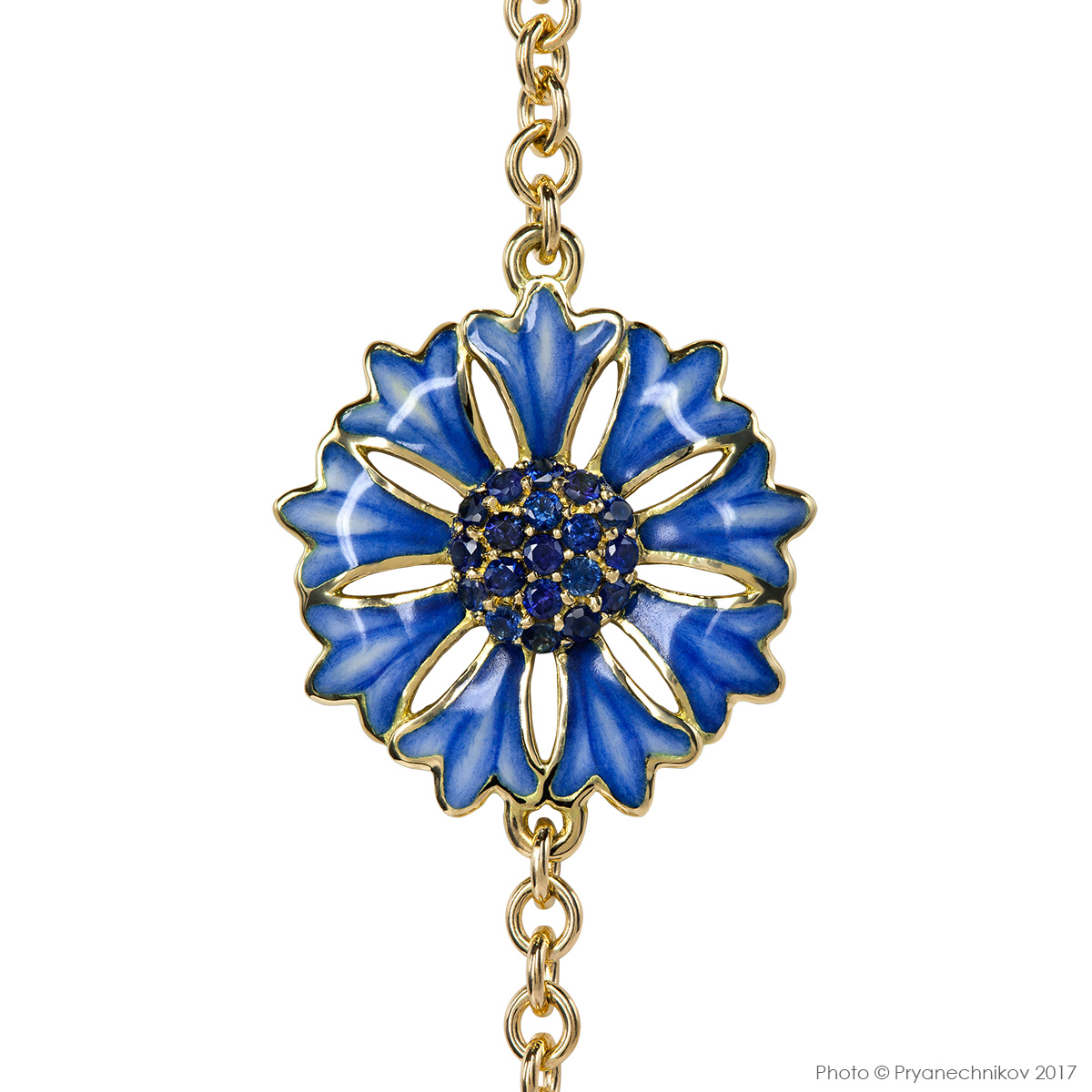 Фото ювелирных изделий с эмалью, бриллиантами и драгоценными камнями