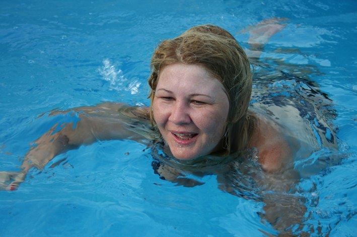 Любительница бассейнов