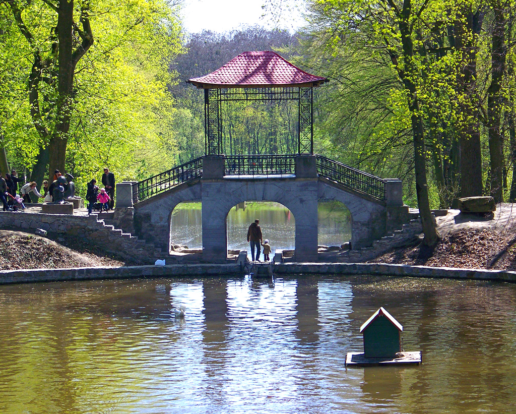Дендропарк "Олександрія" - Китайський місток