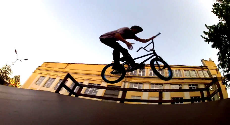 Прорайдер на BMX