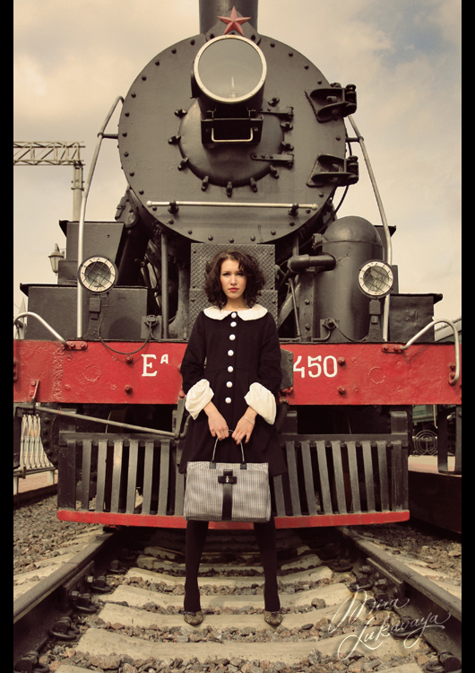 в стиле Шанель