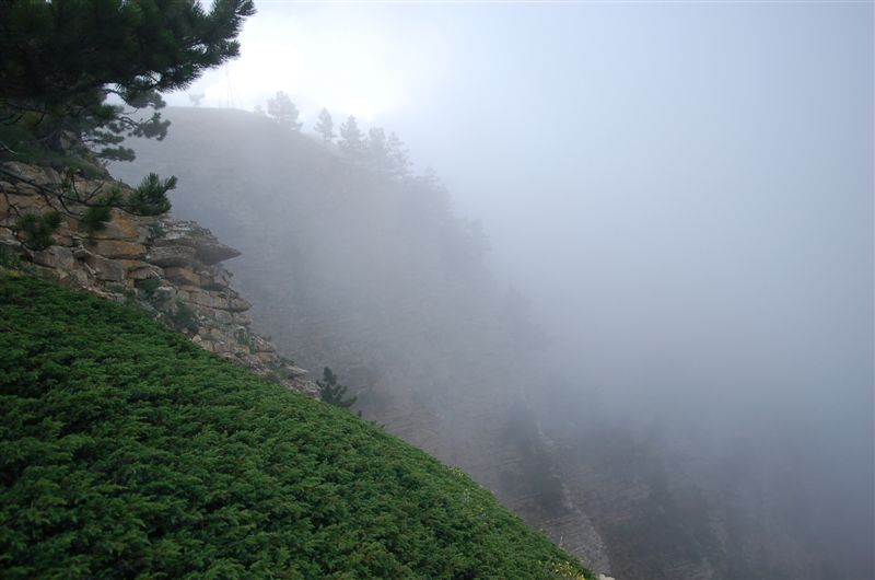 Погода в горах, как женщина.... :)