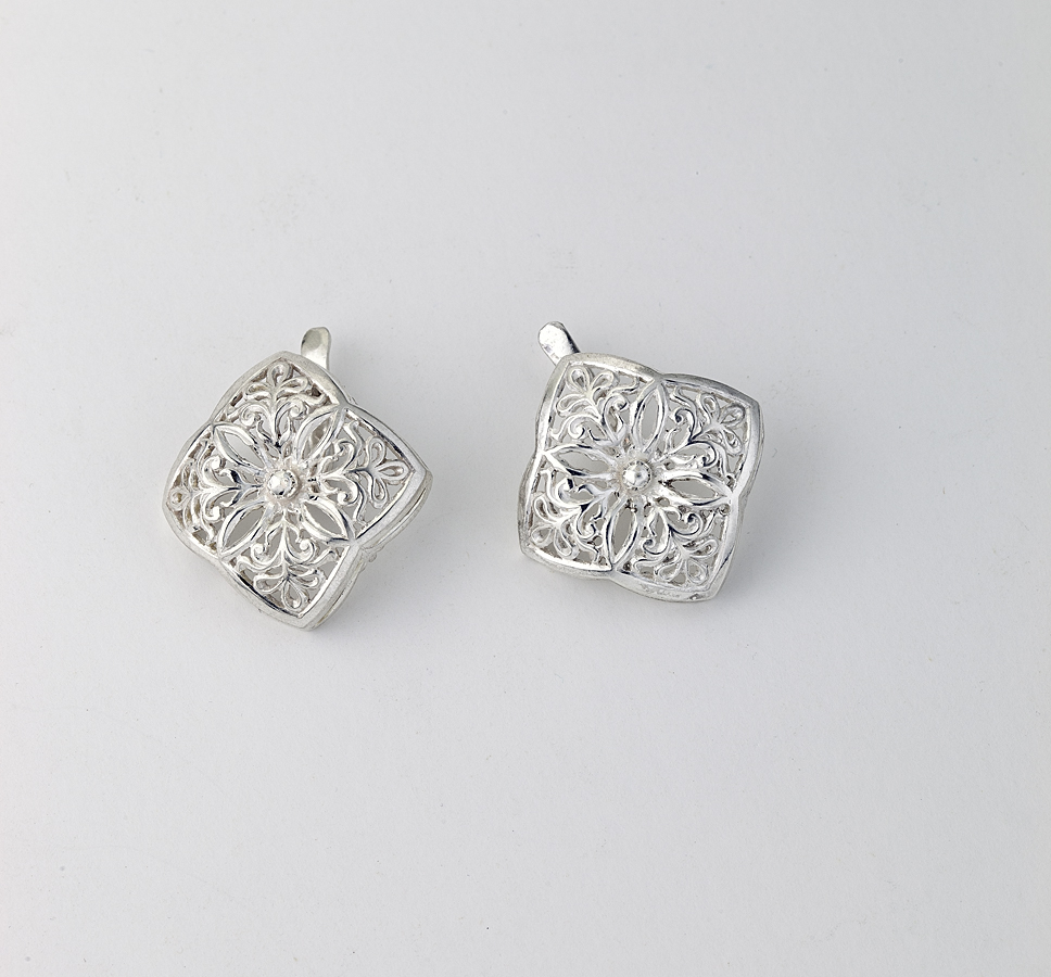 Фото ювелирных изделий из серебра. Diamond Jewellery