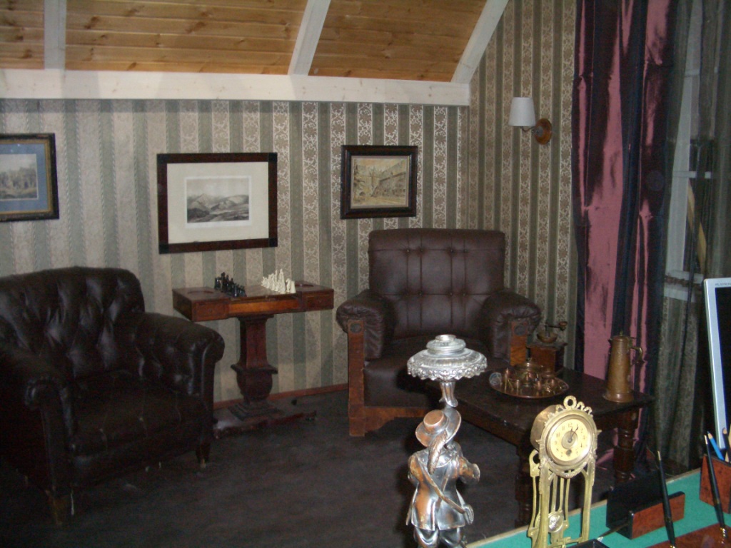 декорация для т/ф "Дыши со мной" дом Павловых 2 этаж кабинет