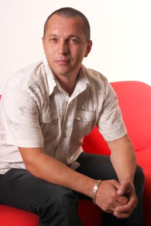 портреты сотрудников на 10 летие фирмы