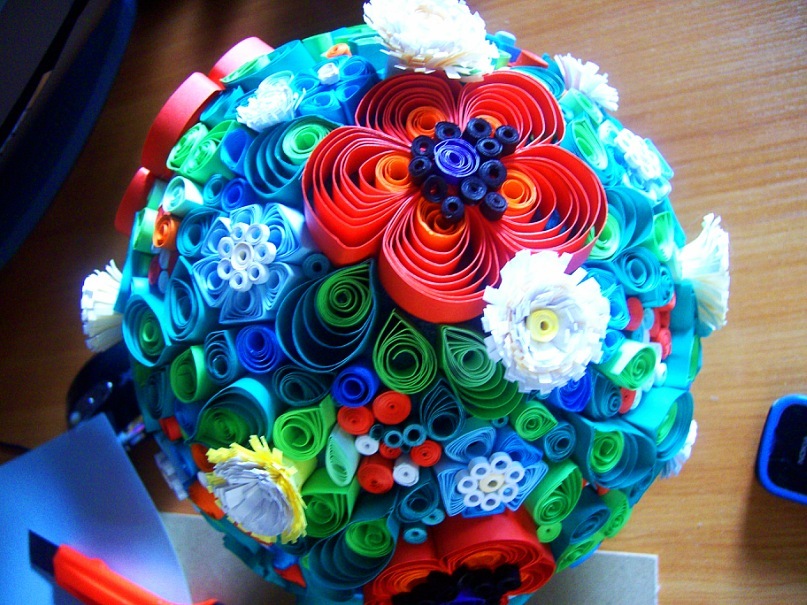 Сувенирный букет (квиллинг)