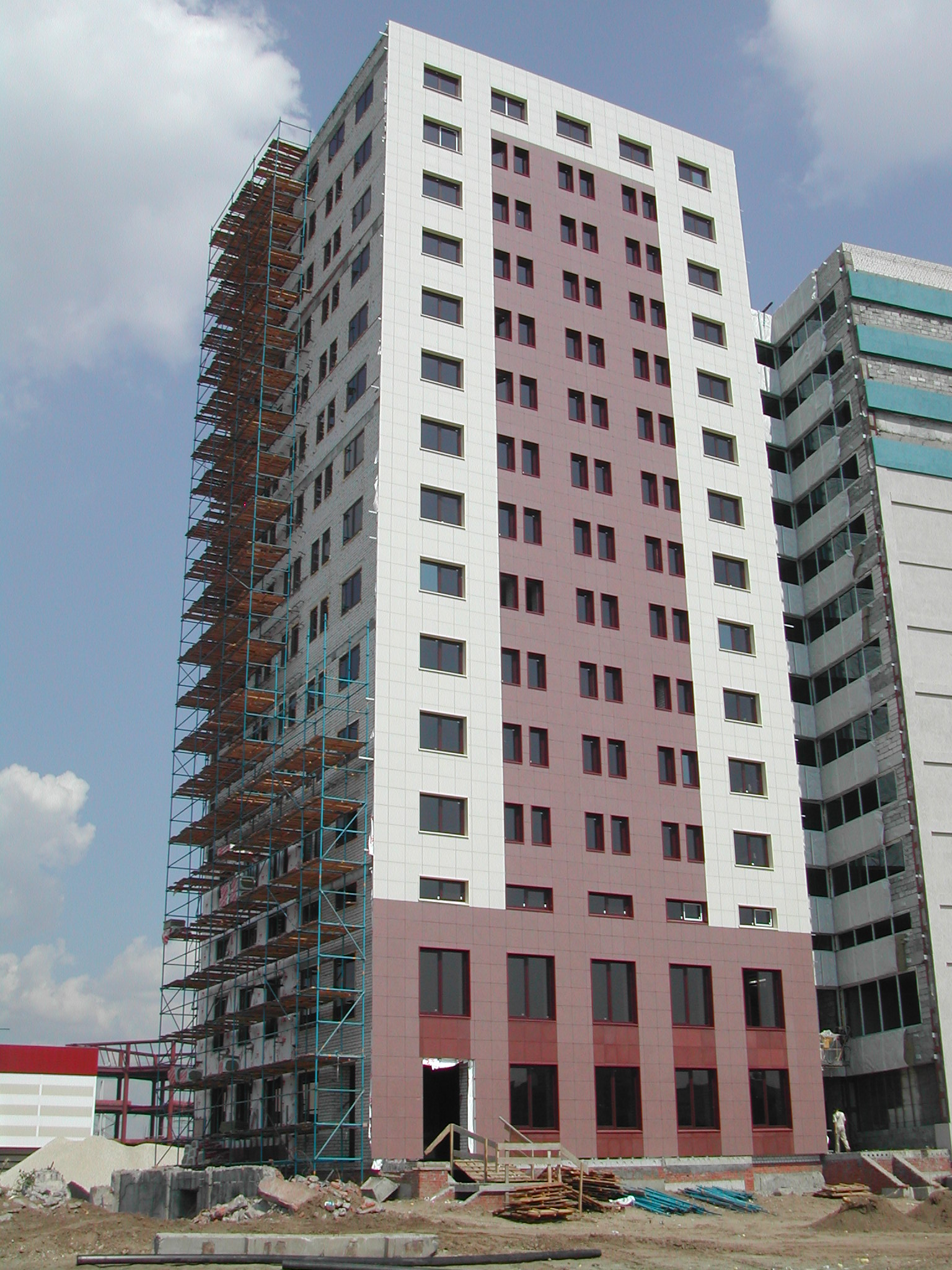 Облицовка фасада керамогранитом