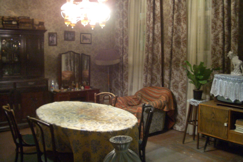 декорация комнаты Лены т/ф "Васильевский остров"