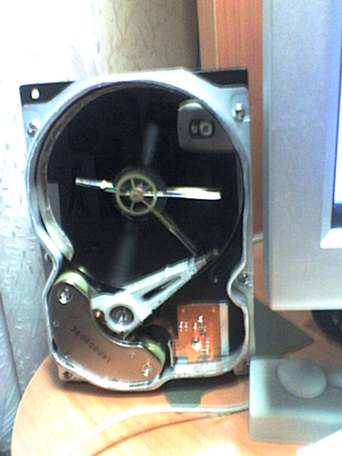 часы из харда!