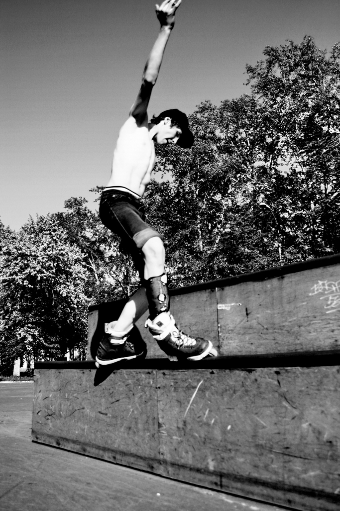 Александр Новоселов