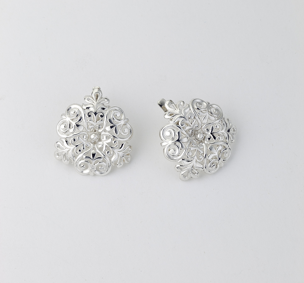 Фото ювелирных изделий из серебра. Diamond Jewellery