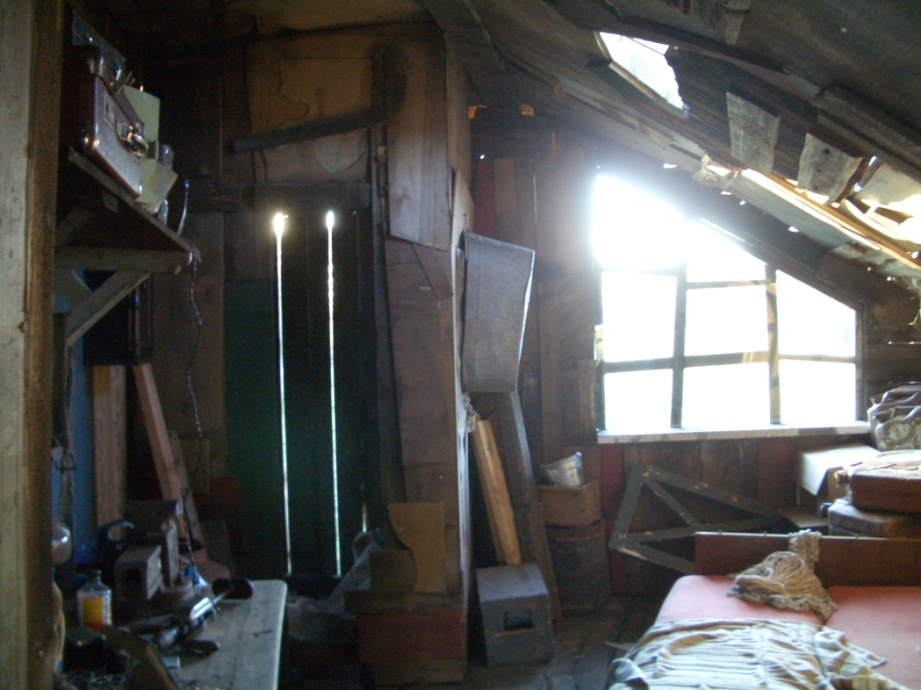 х/ф "Три дня с придурком" 2010 г. детская комната