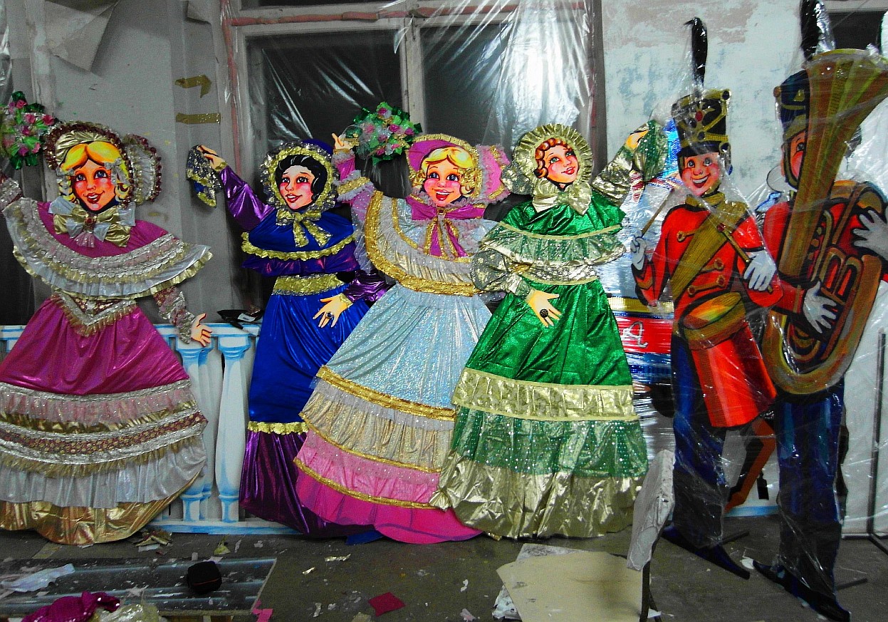 Оформление Кремлёвской ёлки 2011