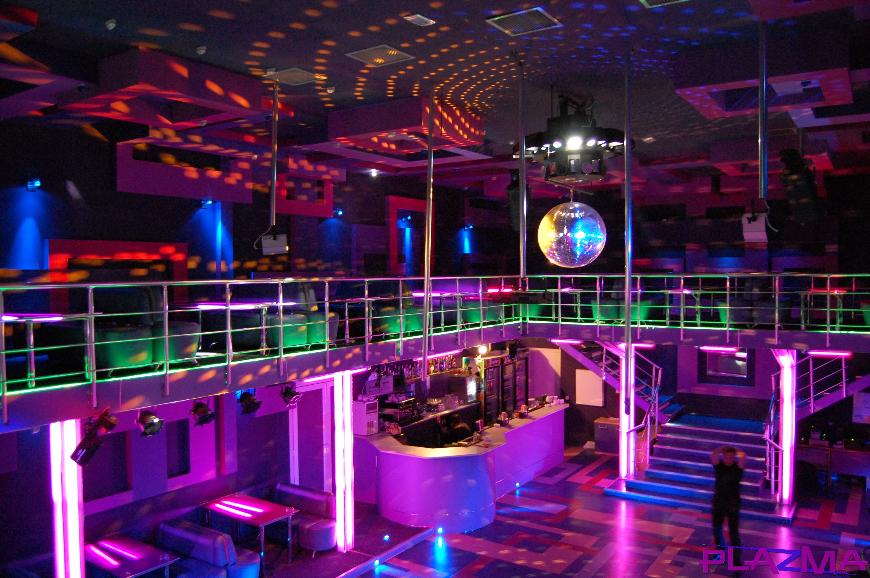 Ночной клуб "PlaZma"