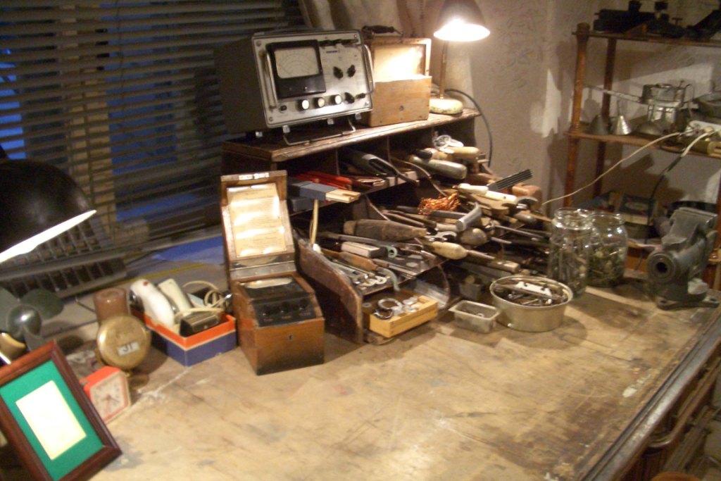 оформление интерьера для т/ф "Дорогие мои старики"