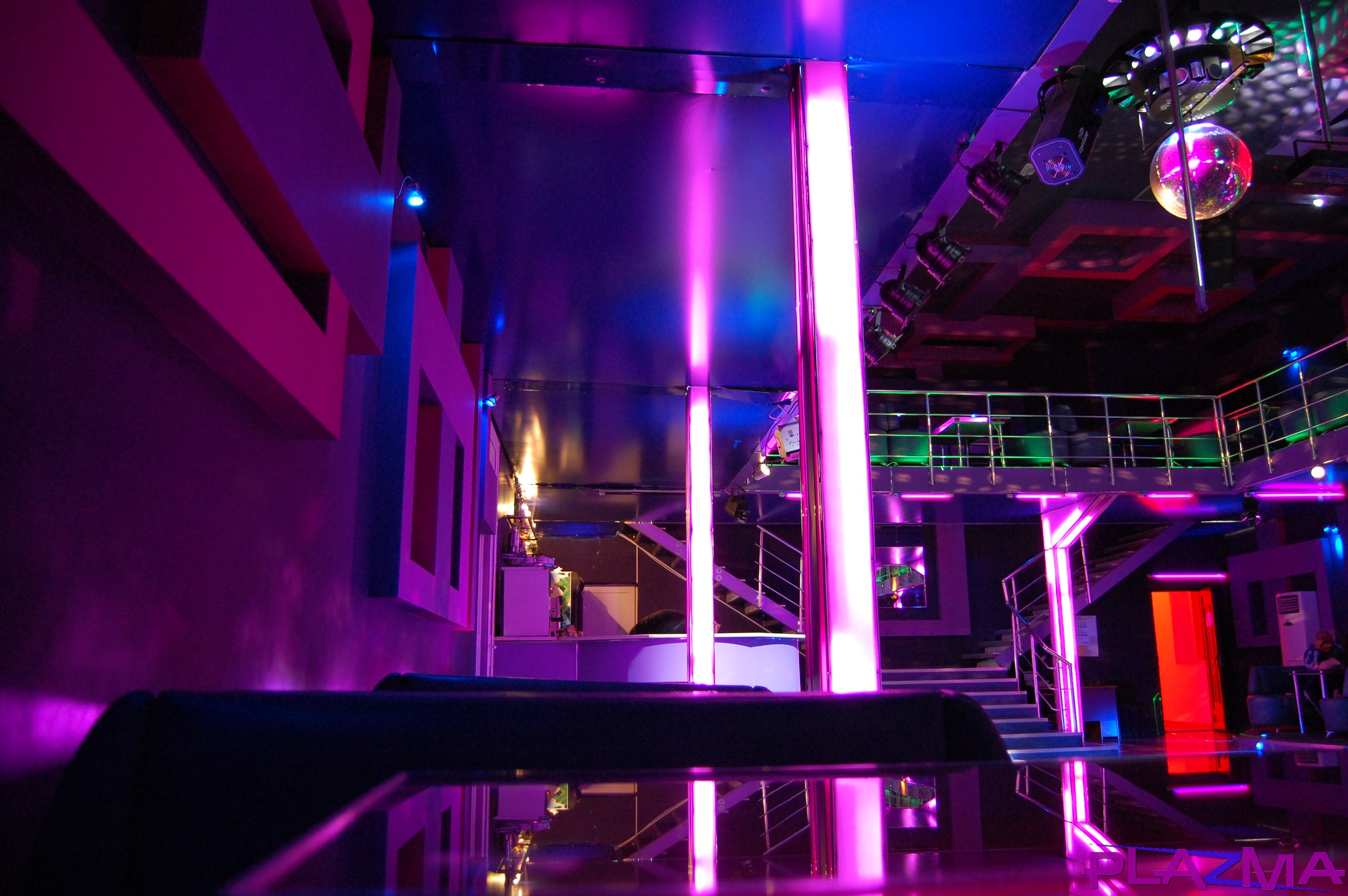 Ночной клуб "PlaZma"