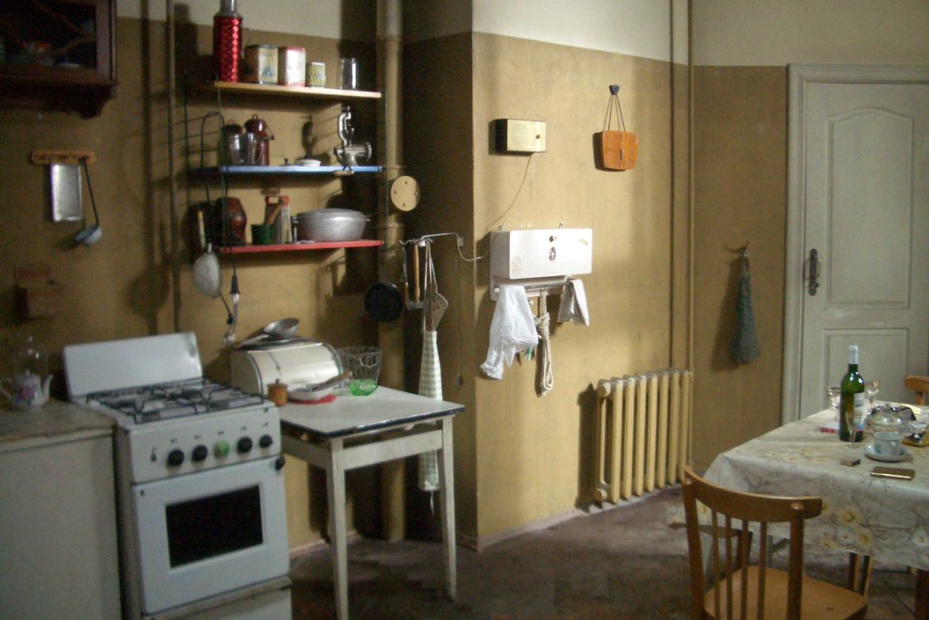 декорация кухня комуналки т/ф "Васильевский остров"