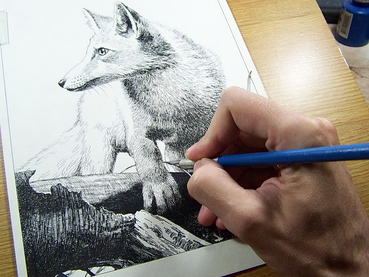 За работой.