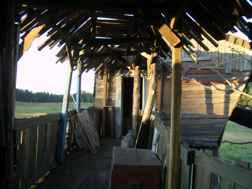 х/ф "Три дня с придурком" 2010 г. коридор в спальню